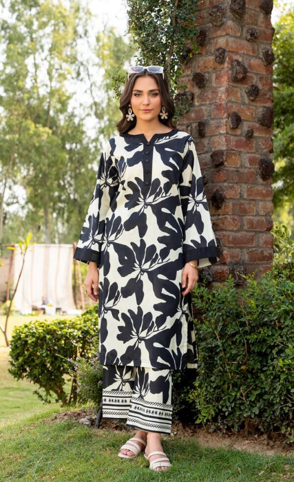 Black & White Floral Printed Two-Piece – Modern Monochrome Elegance