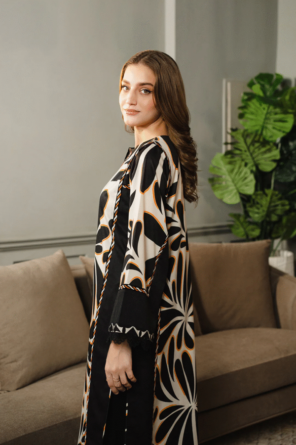 Black & White Abstract Floral Printed Kurta – Contemporary Chic Elegance - Image 2